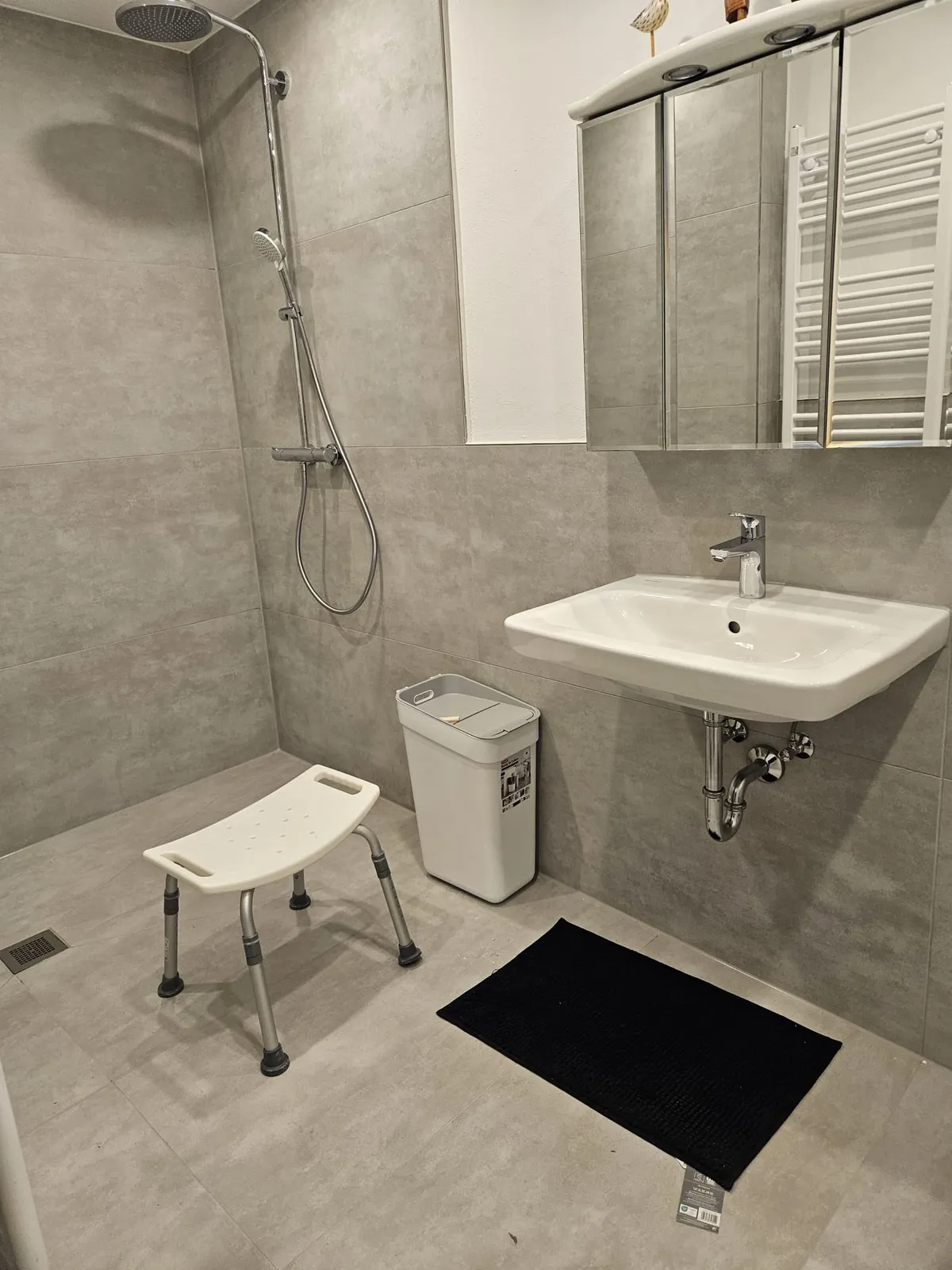 Bodenverlegung und Renovierung